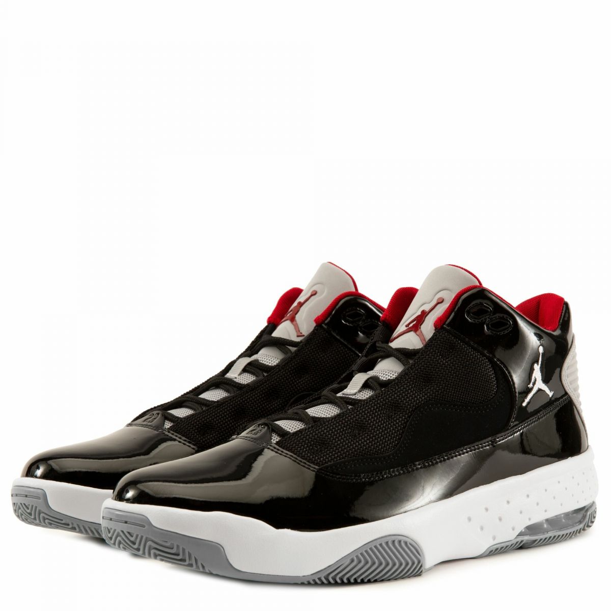 Кроссовки NIKE JORDAN MAX AURA 2 Кроссовки NIKE JORDAN MAX AURA 2